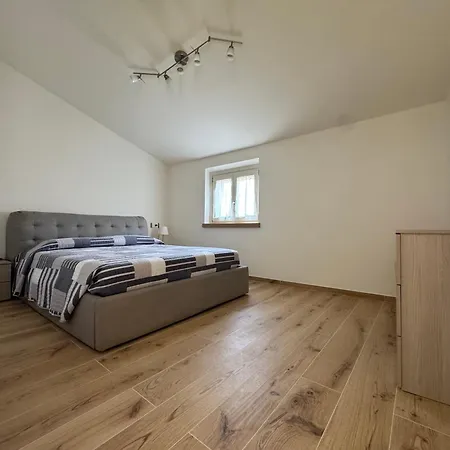 Marty House Apartamento *